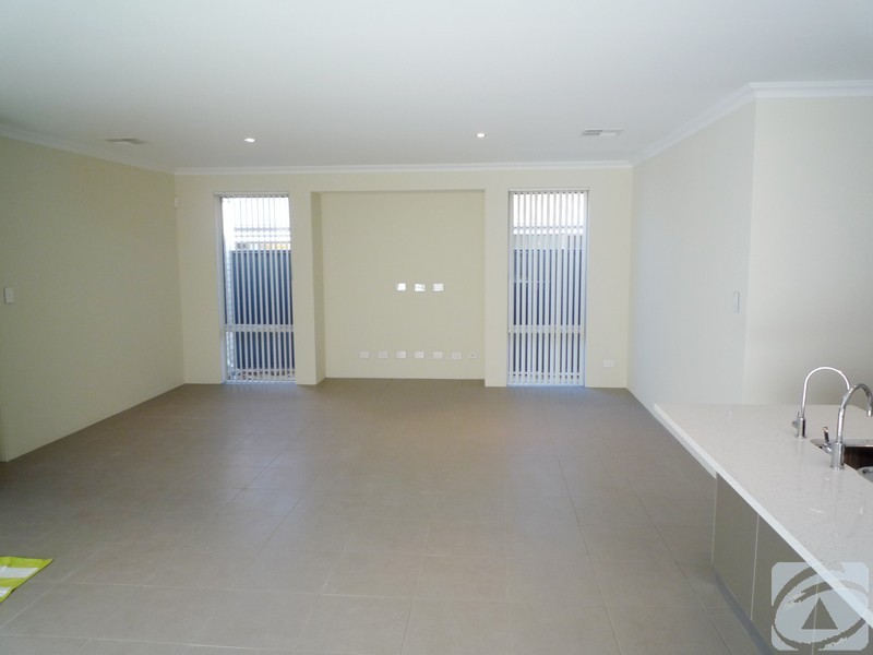 Champion Lakes WA 6111