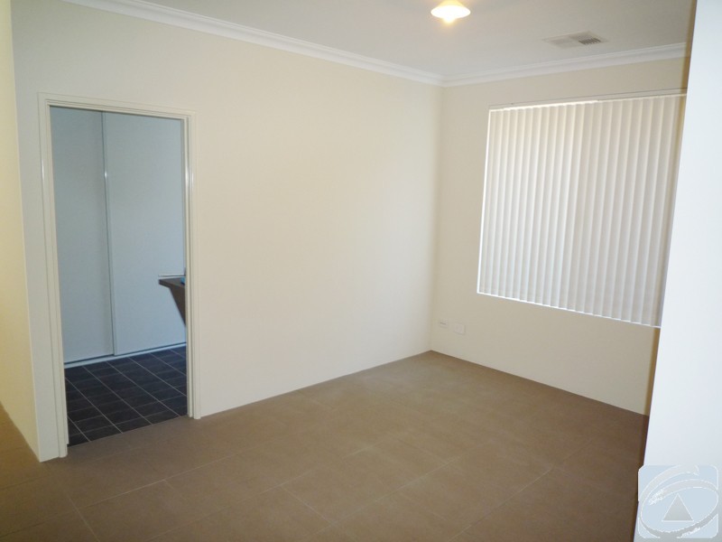 Champion Lakes WA 6111