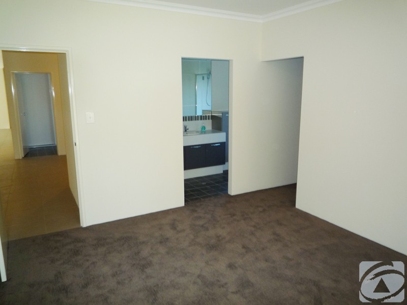 Champion Lakes WA 6111