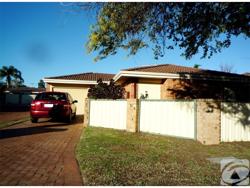 4/25 Dale Road, Armadale WA 6112