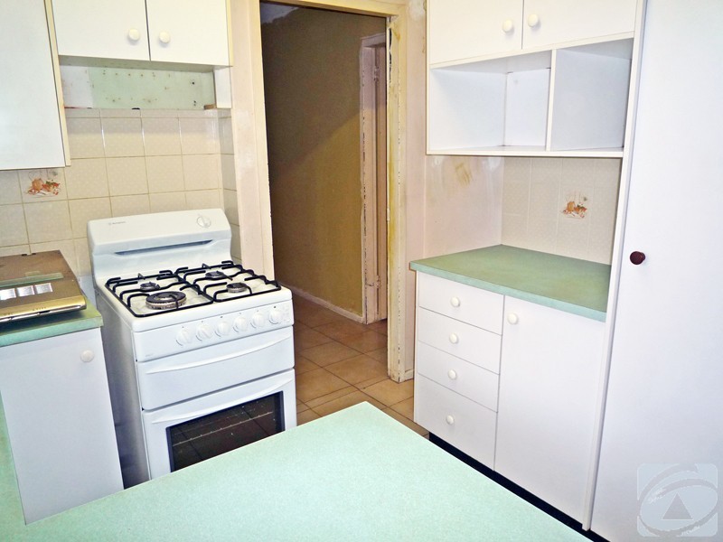 10 O’Sullivan Drive, Camillo WA 6111