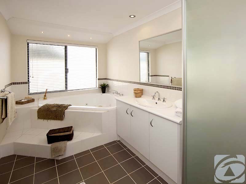 19 Lyrebird Loop, Seville Grove WA 6112