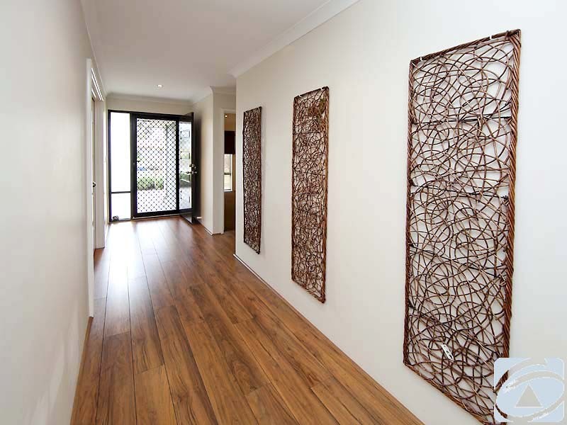 19 Lyrebird Loop, Seville Grove WA 6112