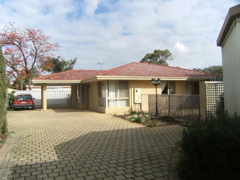 50a Spring Road, Thornlie WA 6108