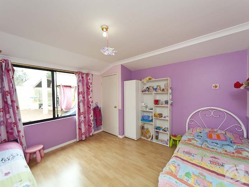 31 Prince Regent Boulevard, Gosnells WA 6110