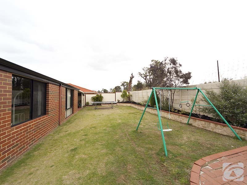 31 Prince Regent Boulevard, Gosnells WA 6110