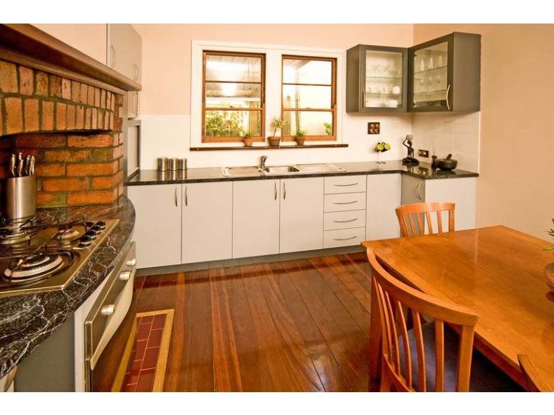 9 Forrest Road, Armadale WA 6112