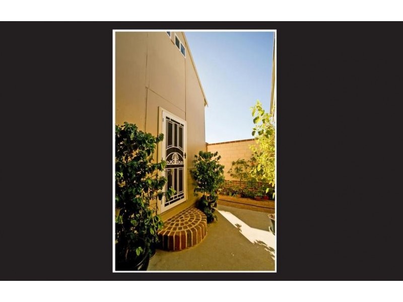 9 Forrest Road, Armadale WA 6112