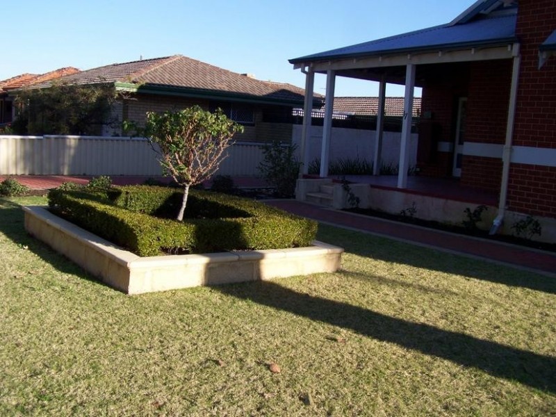 17a Mars Street, Carlisle WA 6101
