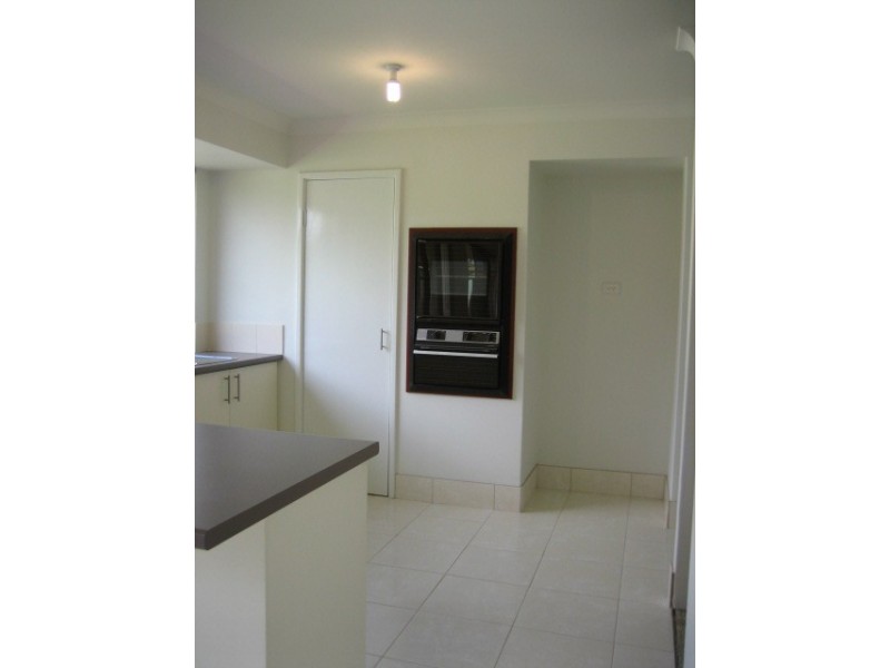 6 Karoonda Street, Armadale WA 6112