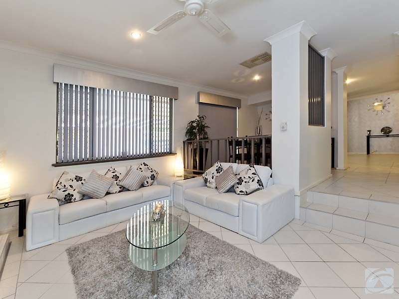 30 Gaskin Road, Kenwick WA 6107