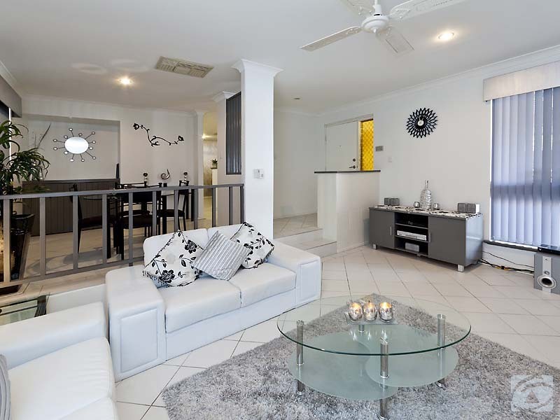 30 Gaskin Road, Kenwick WA 6107