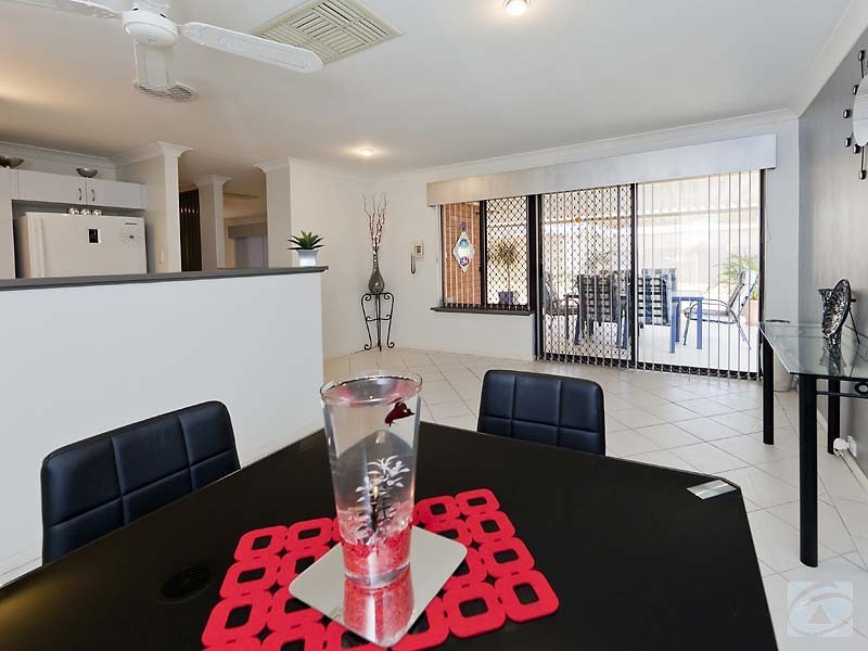 30 Gaskin Road, Kenwick WA 6107