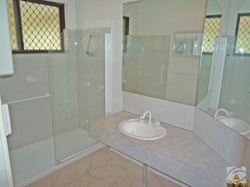 13 Clenham Way, Kelmscott WA 6111