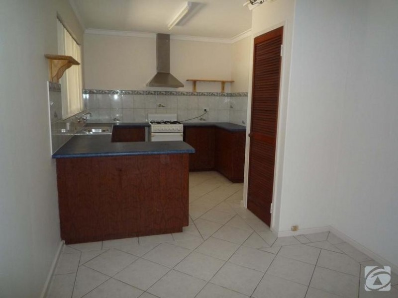 25 Tollington Park Road, Kelmscott WA 6111