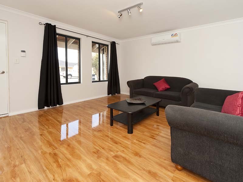 11 Morolo Street, Seville Grove WA 6112