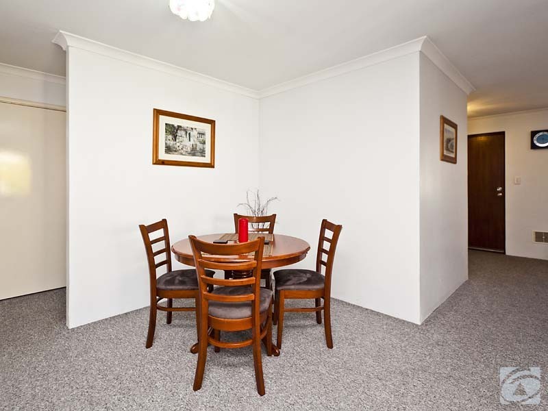 2/66 Evelyn Street, Gosnells WA 6110