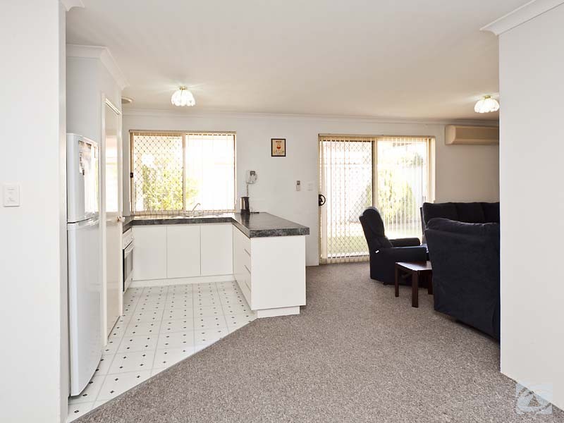 2/66 Evelyn Street, Gosnells WA 6110