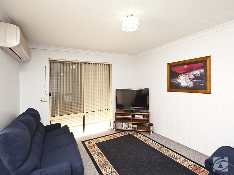 2/66 Evelyn Street, Gosnells WA 6110