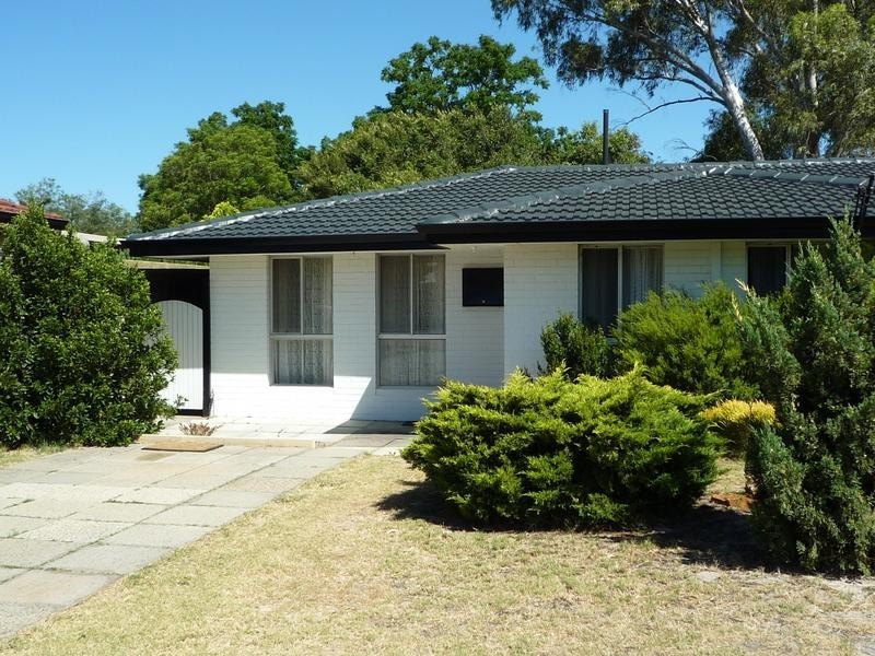 37b Ward Crescent, Kelmscott WA 6111