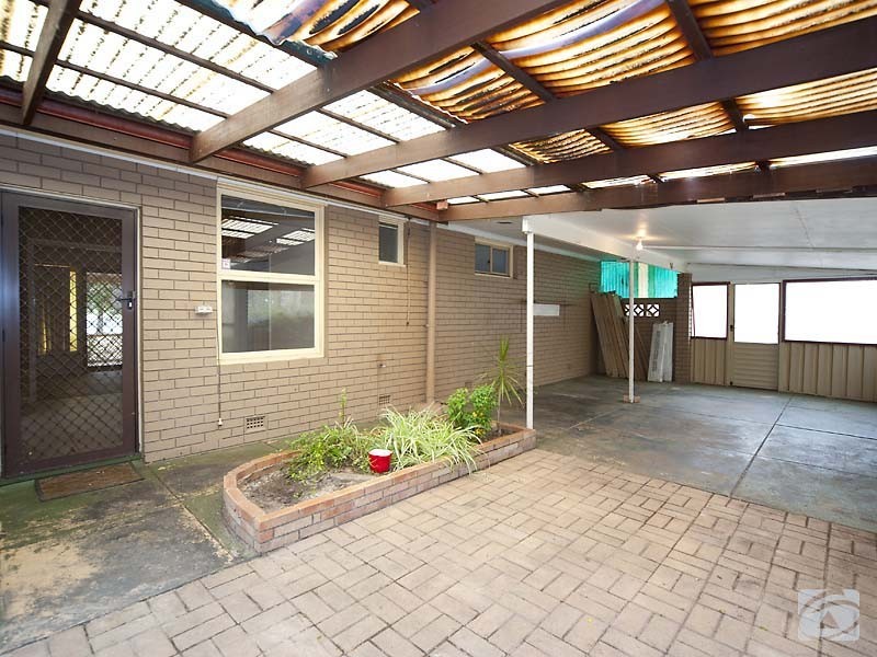 65 Amanda Drive, Camillo WA 6111