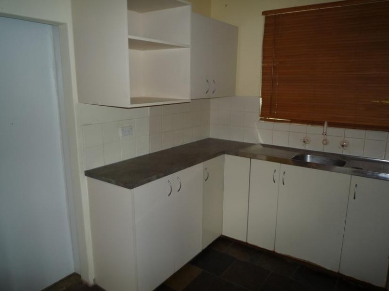 23 Slee Ave, Kelmscott WA 6111