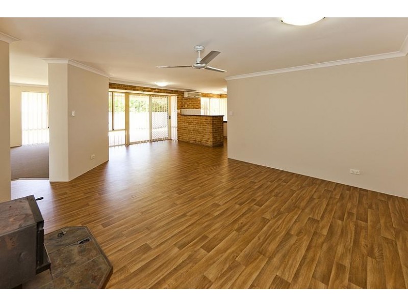 10 Greengage Court, Armadale WA 6112