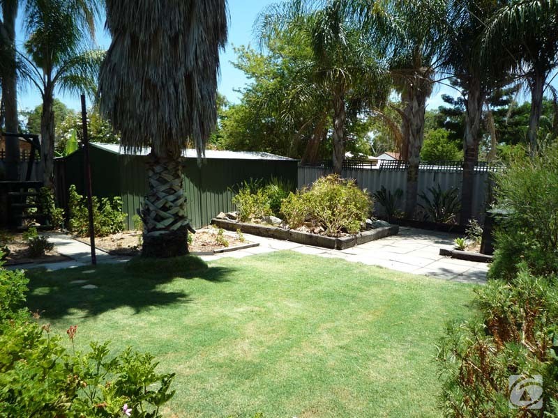 19 Valonia Road, Langford WA 6147