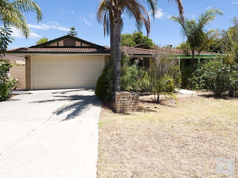 22 Guinivere Way, Camillo WA 6111
