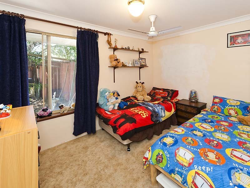 22 Guinivere Way, Camillo WA 6111