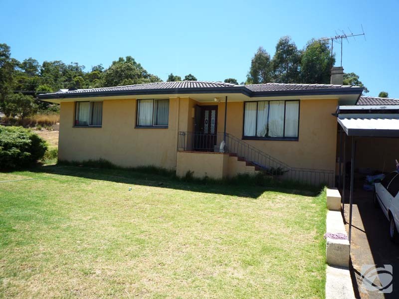 4 Tredale Avenue, Mount Richon WA 6112