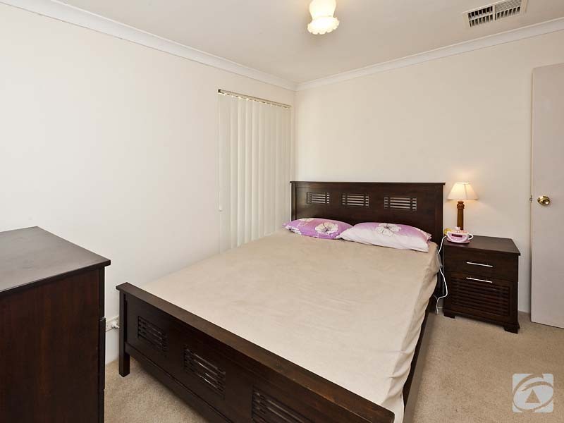 6 Greengage Court, Armadale WA 6112