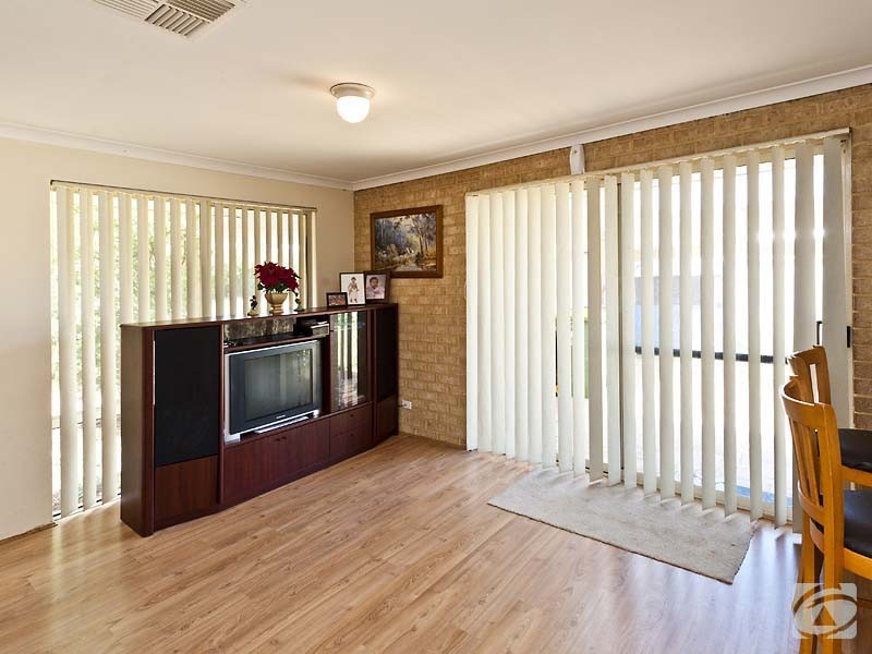 6 Greengage Court, Armadale WA 6112
