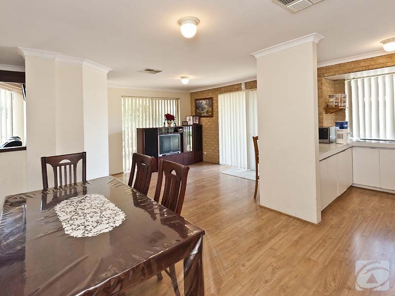 6 Greengage Court, Armadale WA 6112