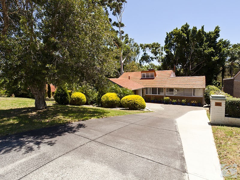 66 Millen Street, Mount Nasura WA 6112