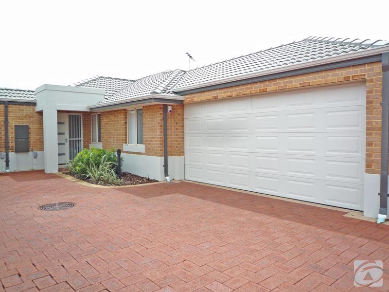 3/7 Bray Street, Kelmscott WA 6111