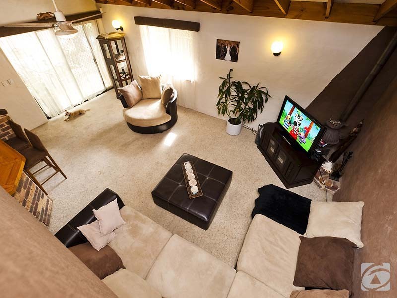 4 Ellis Road, Mount Nasura WA 6112