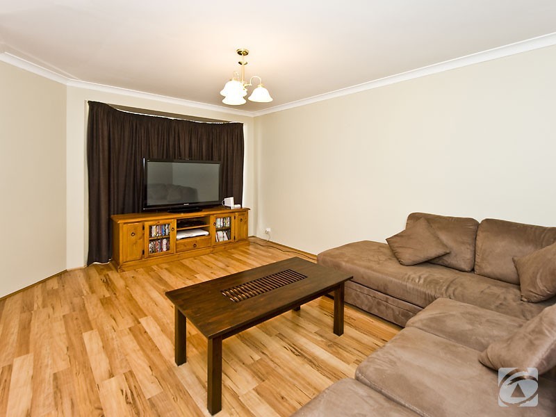 20 Morgan Road, Seville Grove WA 6112