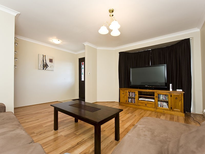 20 Morgan Road, Seville Grove WA 6112