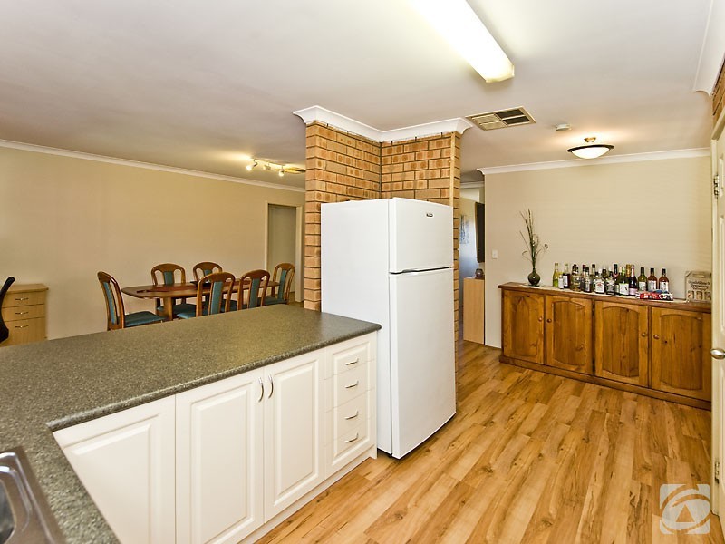 20 Morgan Road, Seville Grove WA 6112