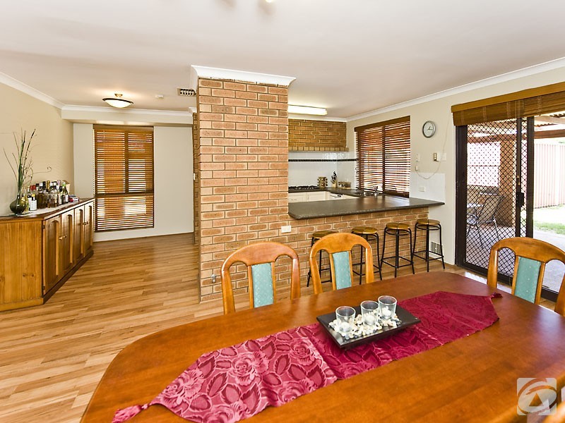 20 Morgan Road, Seville Grove WA 6112