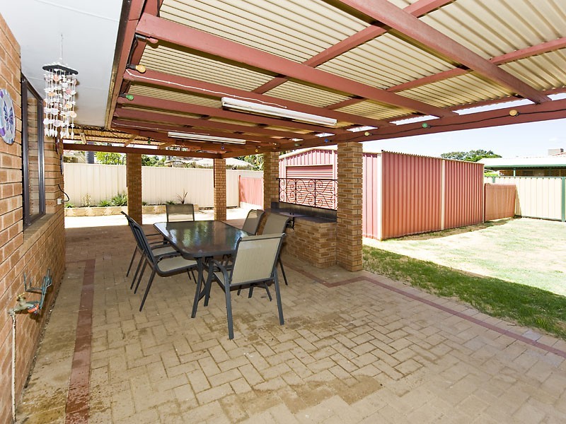 20 Morgan Road, Seville Grove WA 6112