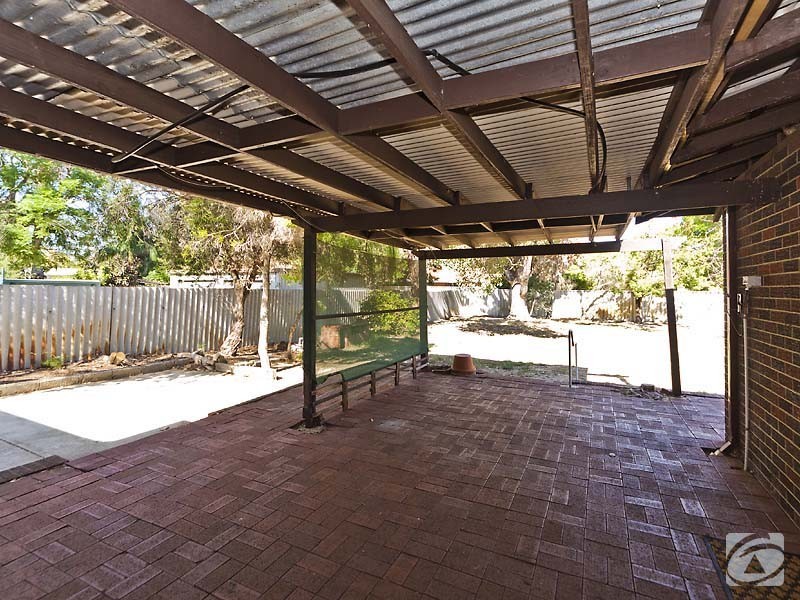 160 Westfield Road, Kelmscott WA 6111
