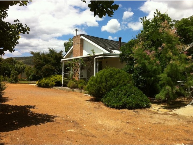 27 Fancote Street, Kelmscott WA 6111