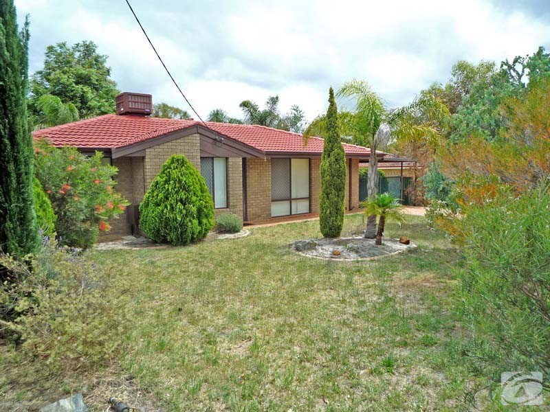 13 Clenham Way, Kelmscott WA 6111