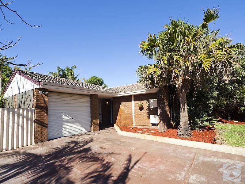 10 Boronia Close, Camillo WA 6111