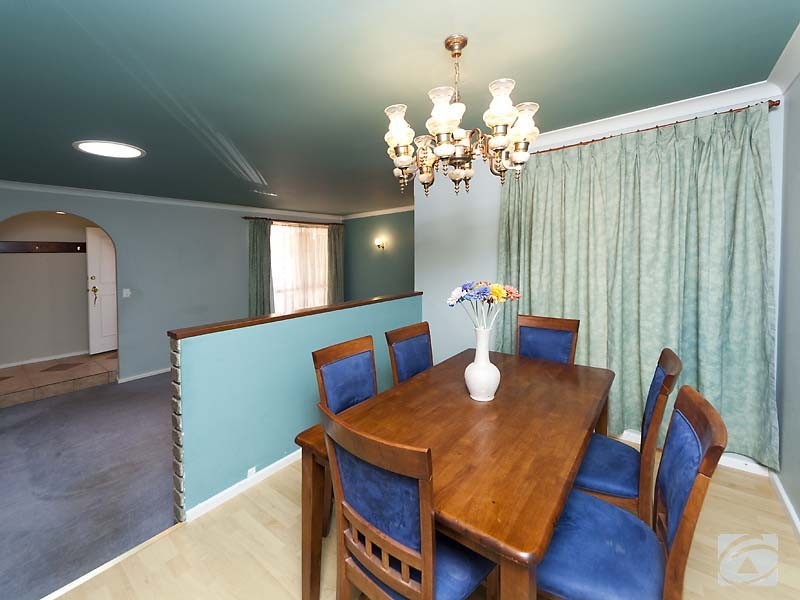 10 Boronia Close, Camillo WA 6111