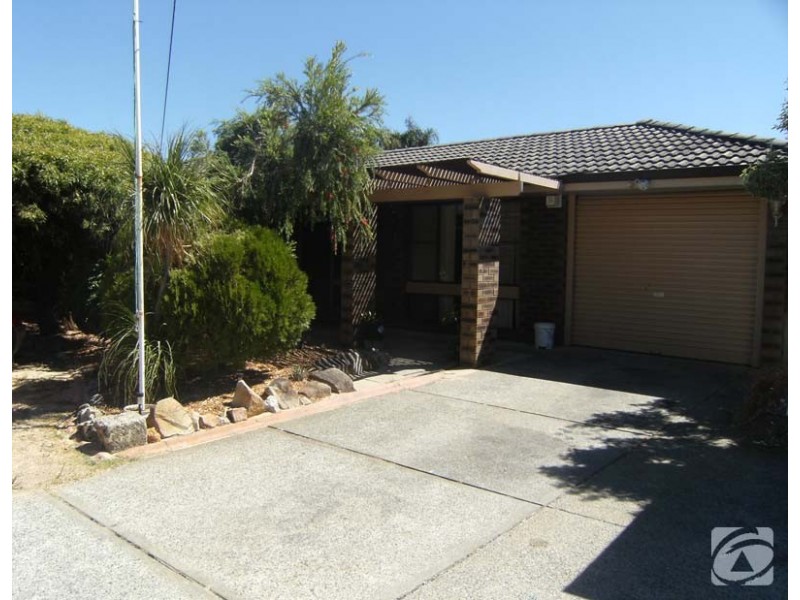 5 Woburn Way, Kelmscott WA 6111