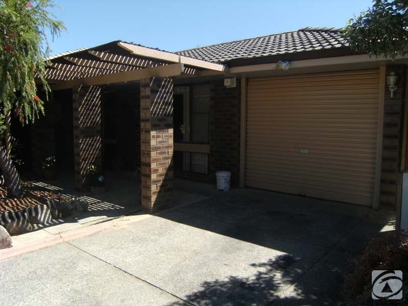 5 Woburn Way, Kelmscott WA 6111