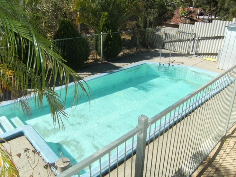 31 Ellis Road, Mount Nasura WA 6112